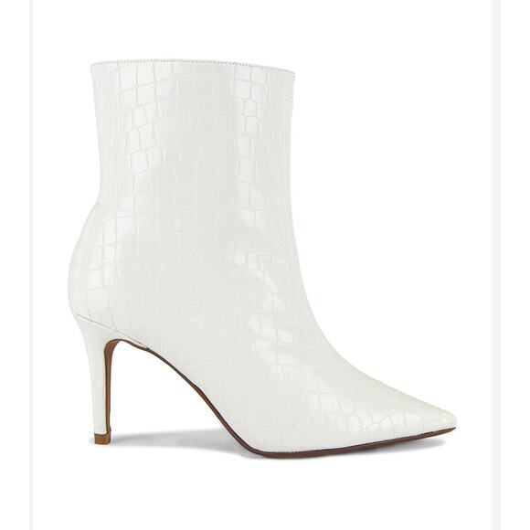 Revolve Raye White East Bootie - Picture 1 of 9
